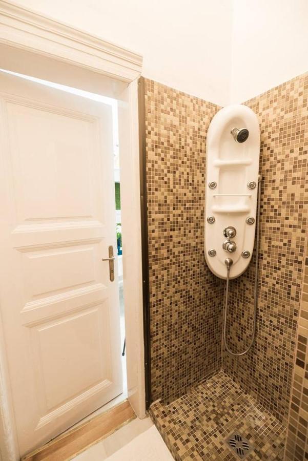 Cosy And Central Apartment With 4 Bedrooms And A/C 부다페스트 외부 사진